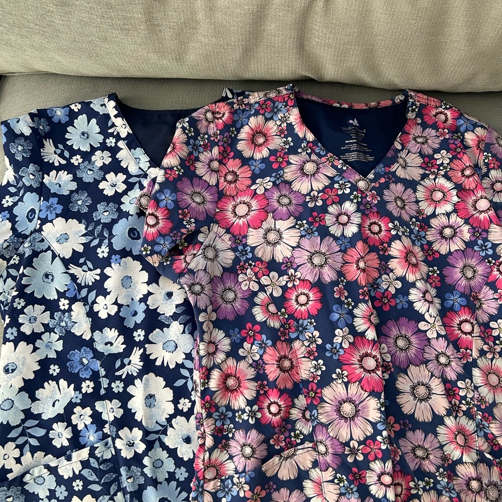 Women’s scrub top bundle
